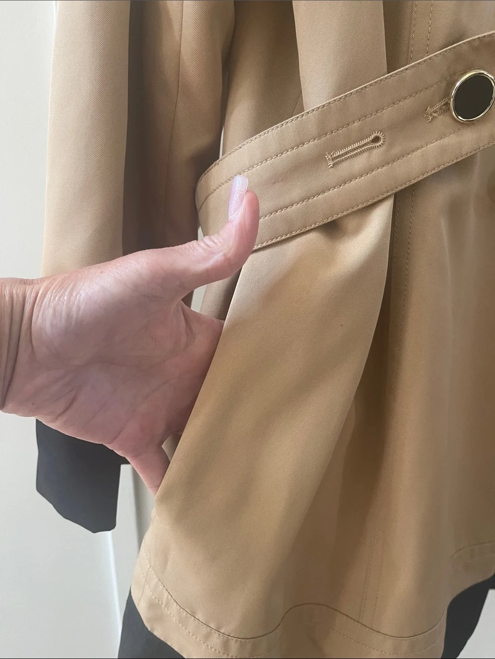 BGSD Classic Beige Trench Coat with Black Contrast Cuffs and Hood NWOT Size XL